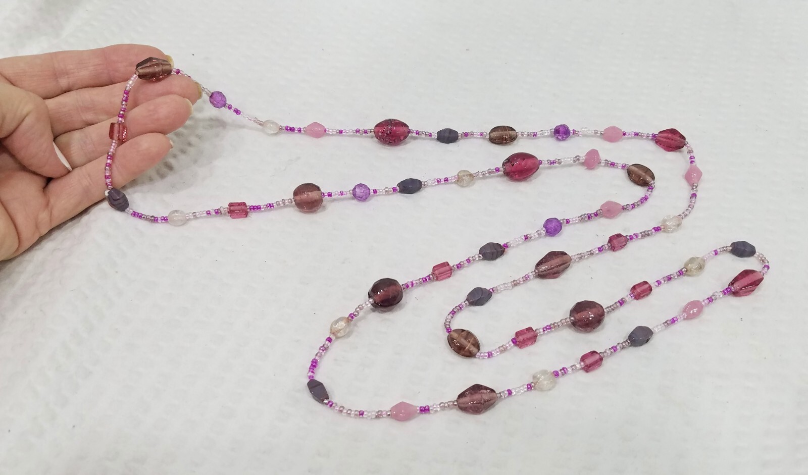 Vintage Pink Mauve Rose Lavender & Taupe Glass Bead Continuous 48″ Long Necklace