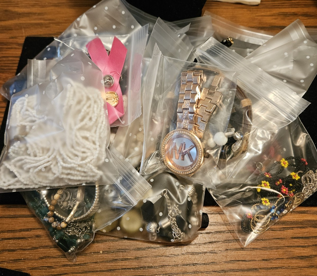 Vintage Lot Jewelry Wear Repair Craft Beads Glass Watch Plastic Metal Shell