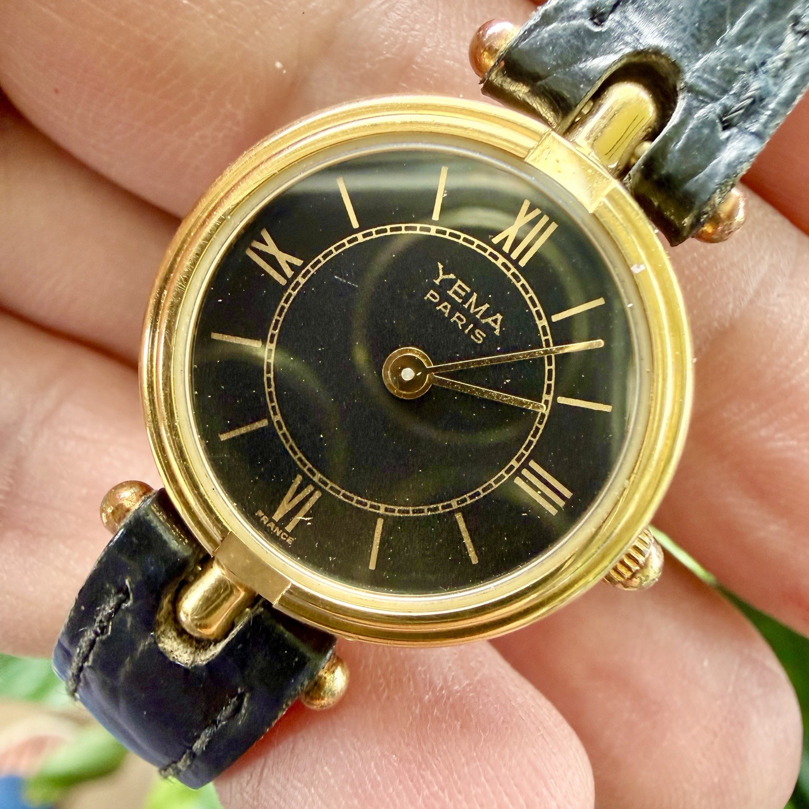 Vintage YEMA Paris Type Must Black Colosseum Quartz Women’s 21mm Watch RUNS!
