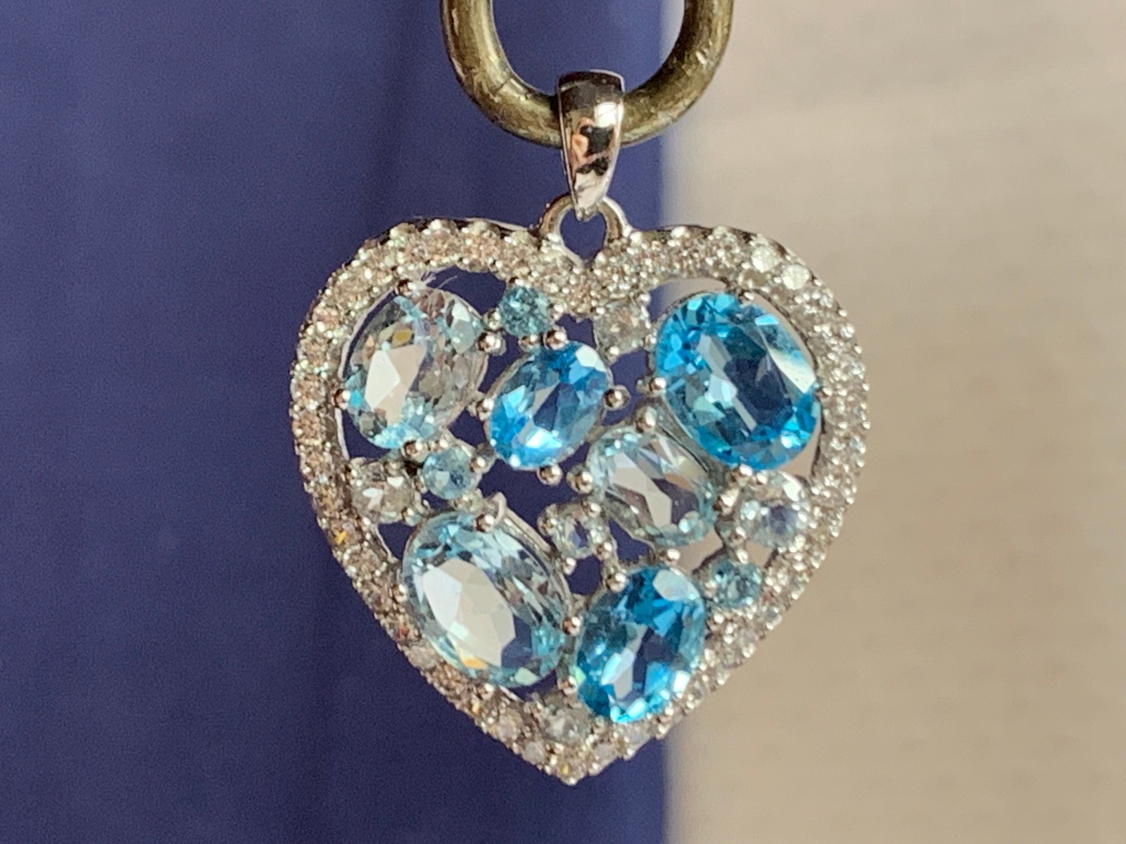Sterling Silver Heart Pendant 5.46g Fine Jewelry Aquamarine Look Charm *READ*