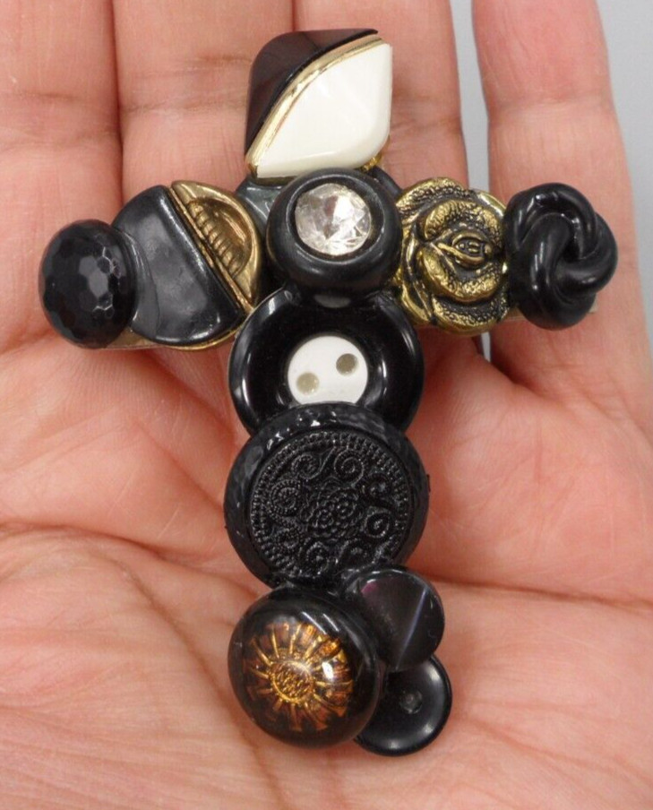 Assemblage Cross Brooch Vintage Button Art Rose Knot Dahlia Flower Sun 2.5″