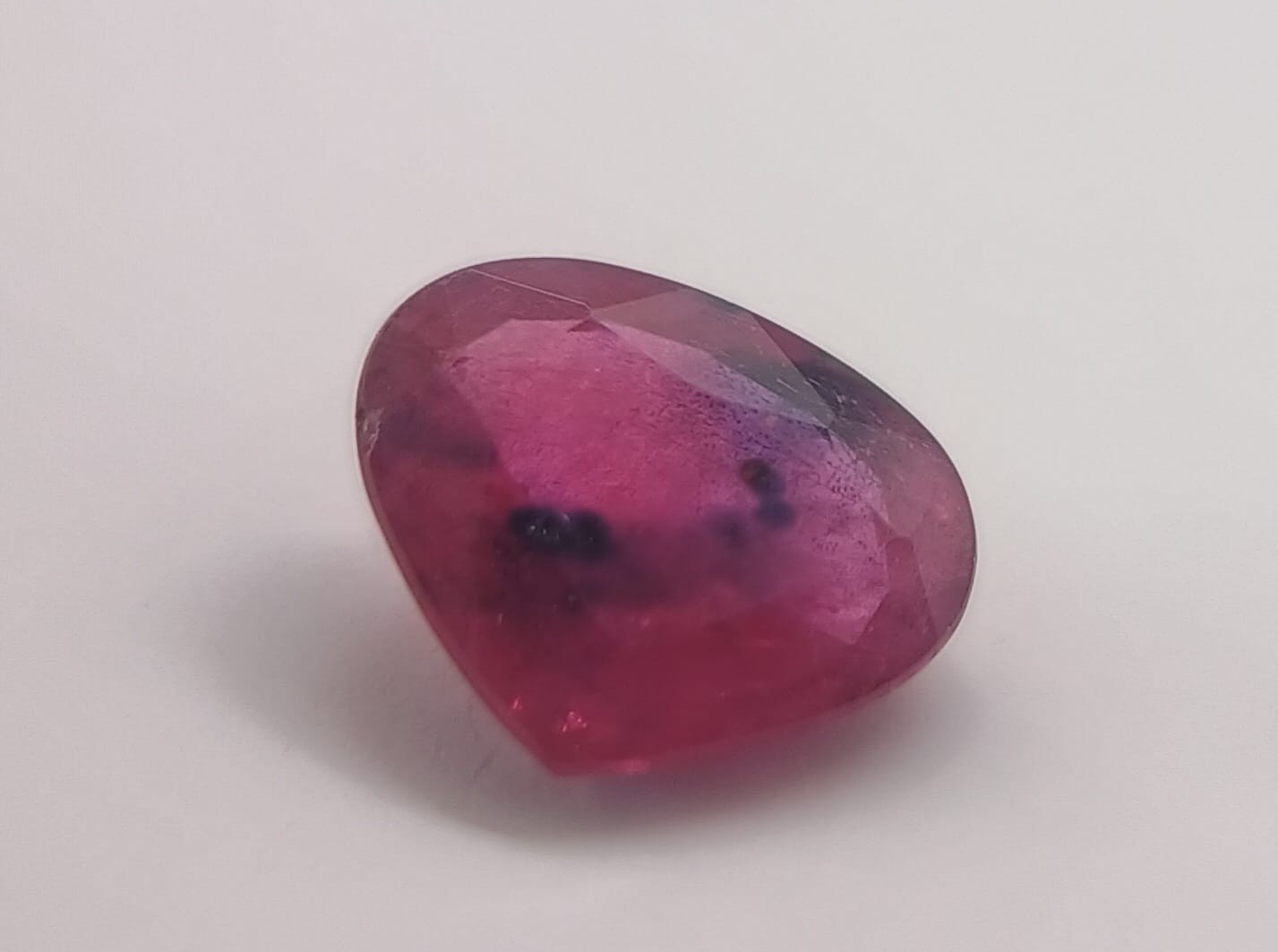 NATURAL AUSTRALIAN Pinkish Red Blue Spots Sapphire 1.49ct Tasmania Heart Ruby