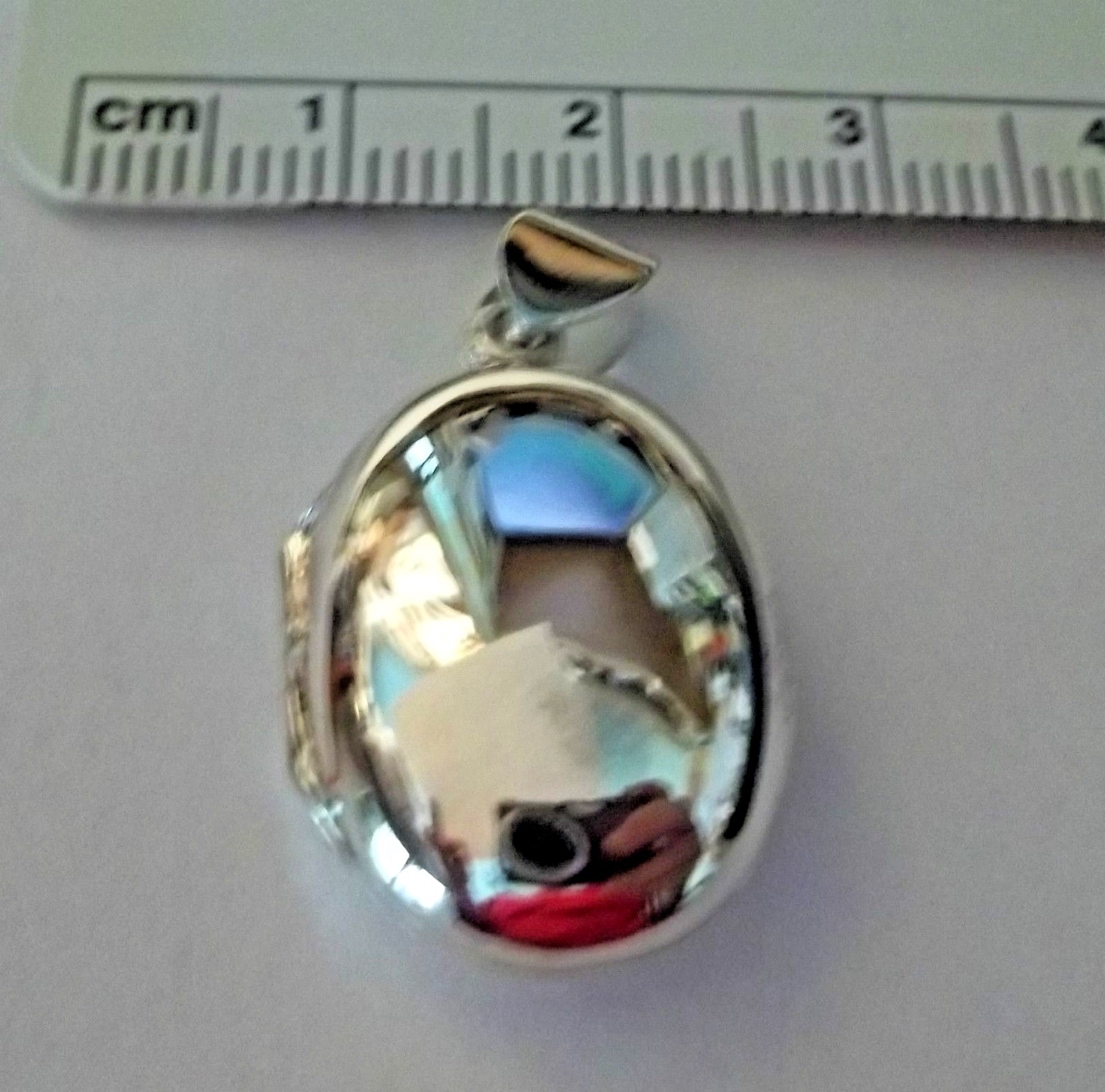 Sterling Silver 30x15mm 4 gram Plain Bubble Oval 2 Picture Photo Locket Charm!