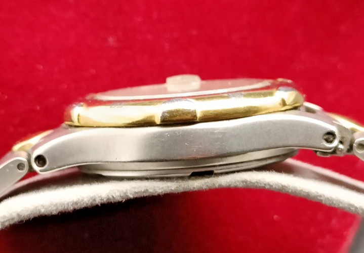 ELLESSE Ladies Two-Tone Stainless-Steel Quartz Sport Watch-VGC & Working