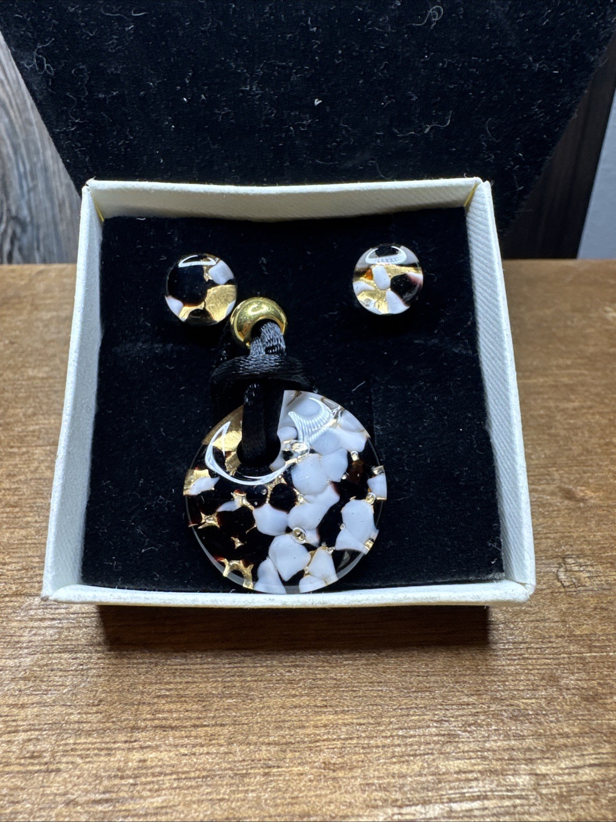 Vetro di Murano Italy Glass Pendant Necklace & Earrings Set Black White Gold