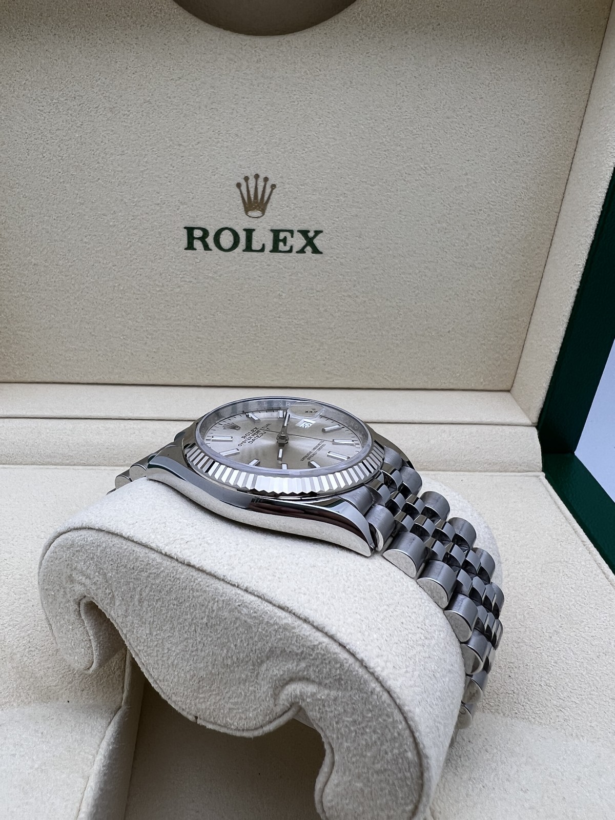 Rolex Datejust 36mm 126234 Silver Dial 18K Fluted Jubilee Steel Watch Box Papers