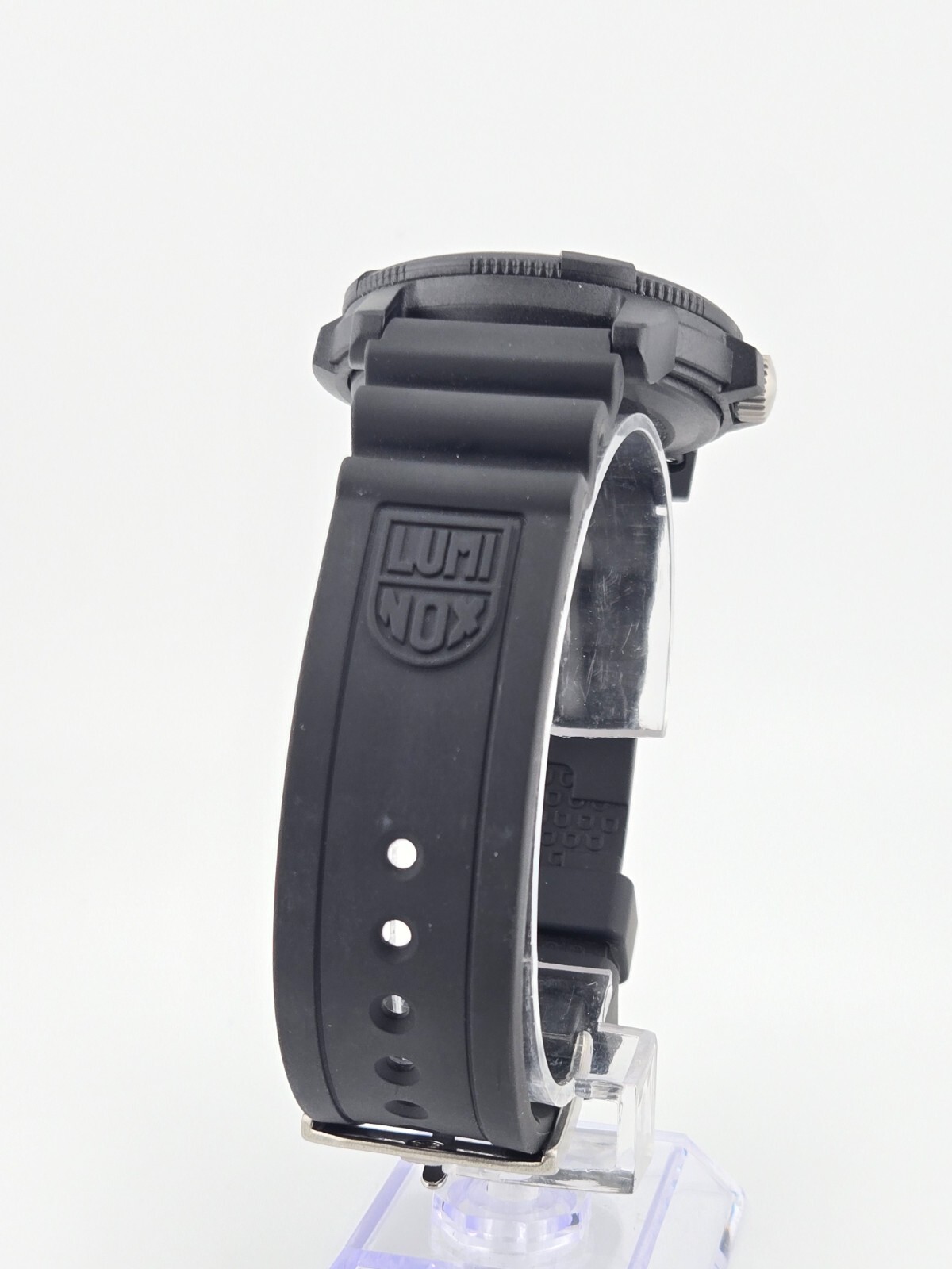 Luminox Sea Bass CARBONOX Men’s Black Dial Rubber Strap Watch – X2.2001
