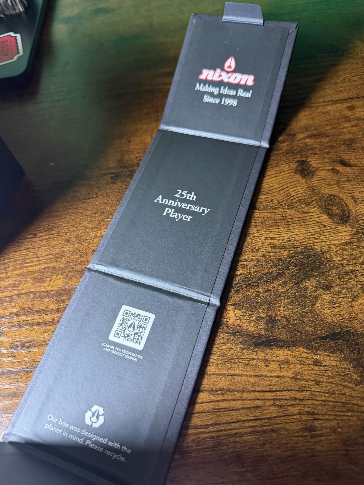 Nixon The Player – 25th Anniversary Edition (Silver/Red)