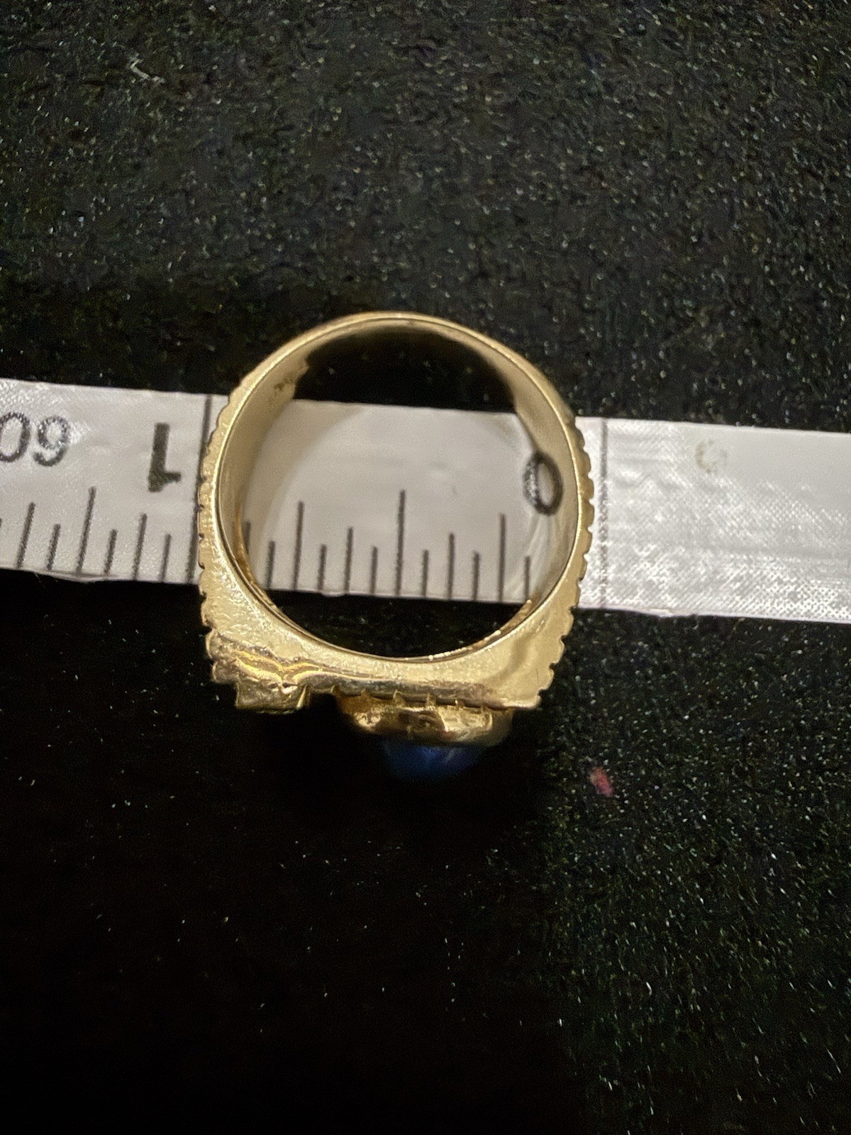 Vintage Men’s 14K Yellow Gold Linde Blue Star Sapphire Cabochon & Diamond Ring