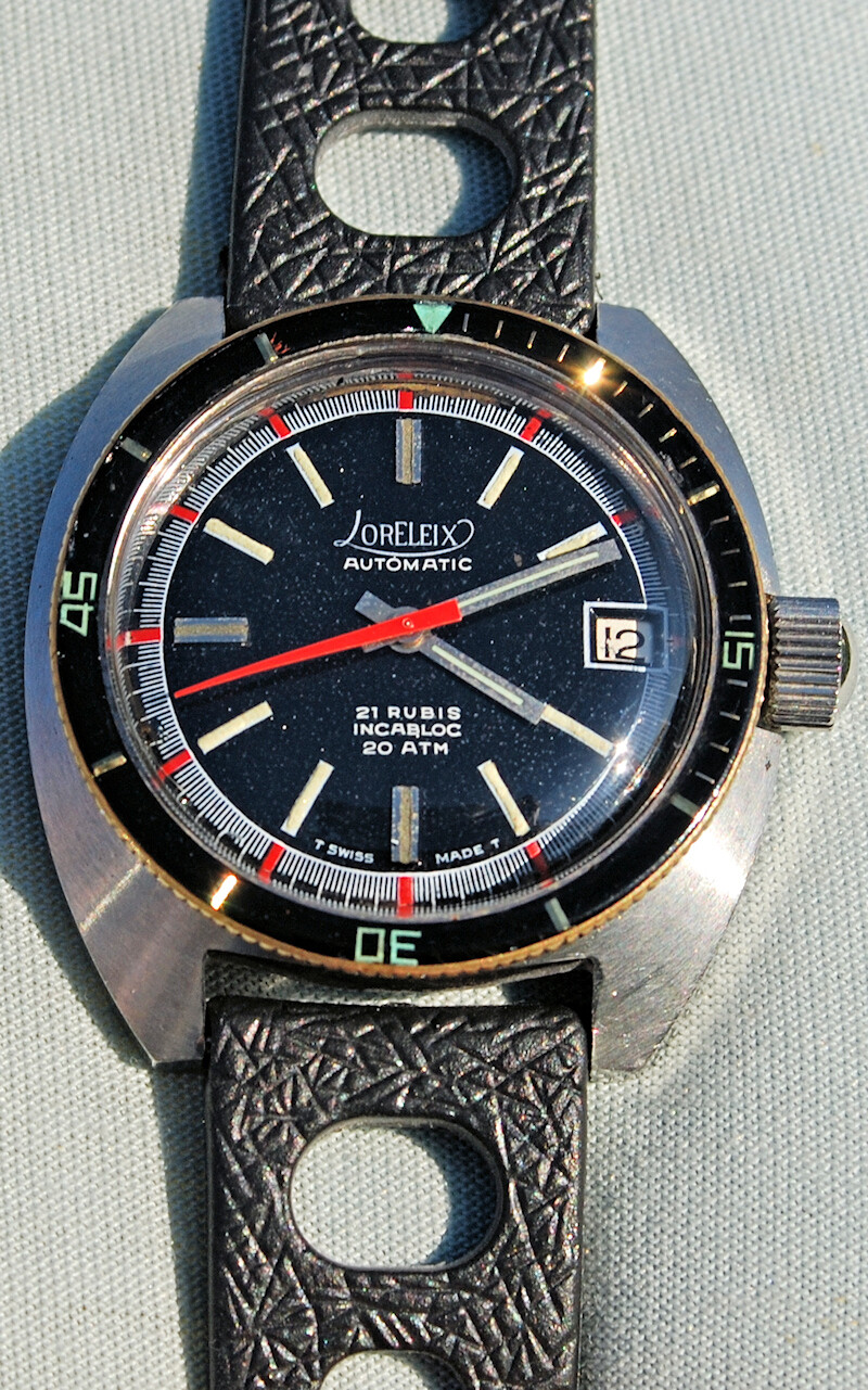 Diver Steel Loreleix Automatic SUB 200 mt. Watch 1970s Bakelite Bezel