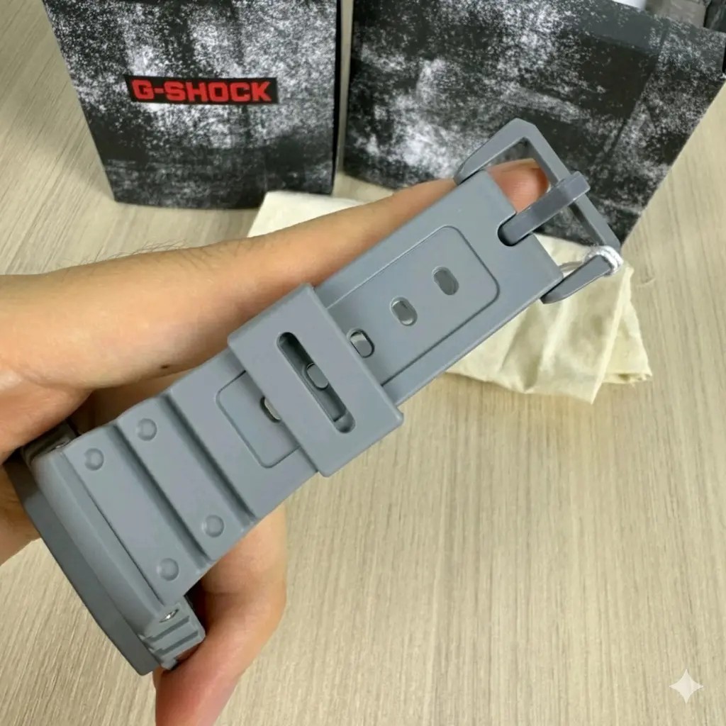 ​Casio G-Shock GA-2110ET-8A “CasiOak” Grey – Carbon Core Guard