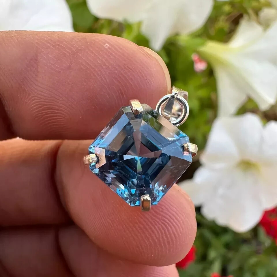 Natural Certified 23.55 ct Santa Maria Blue Aquamarine Pendant -925 Solid Silver