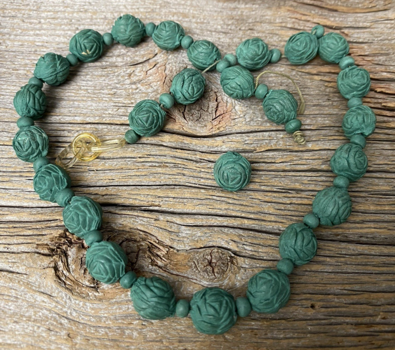 Vintage 1946 Philippines Souvenir Carved Green Floral Bead Necklace