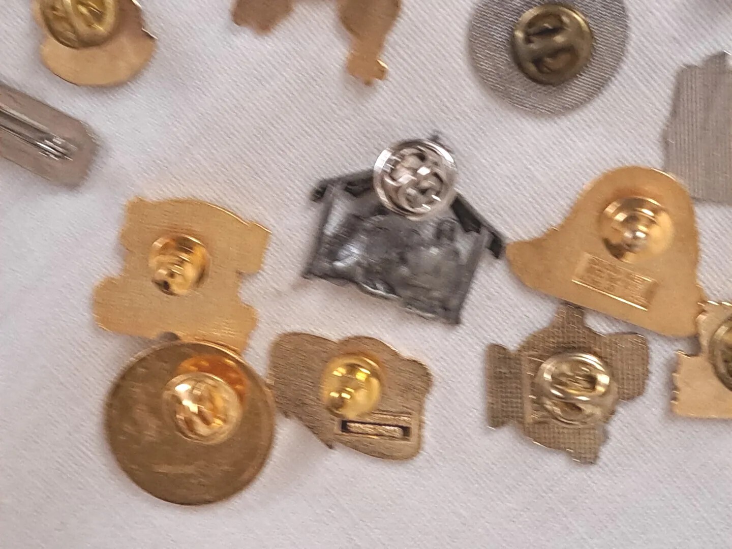 Vintage Enamel Pinback Button Lot Snoopy Enesco Winery Olympics Dutch Religious