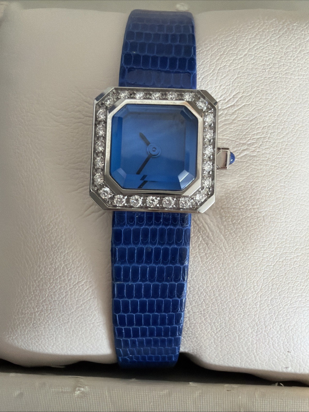 Corum Sugar Cube Ladies Watch, Diamond Bezel and bracelet Blue Dial, 137.423.47