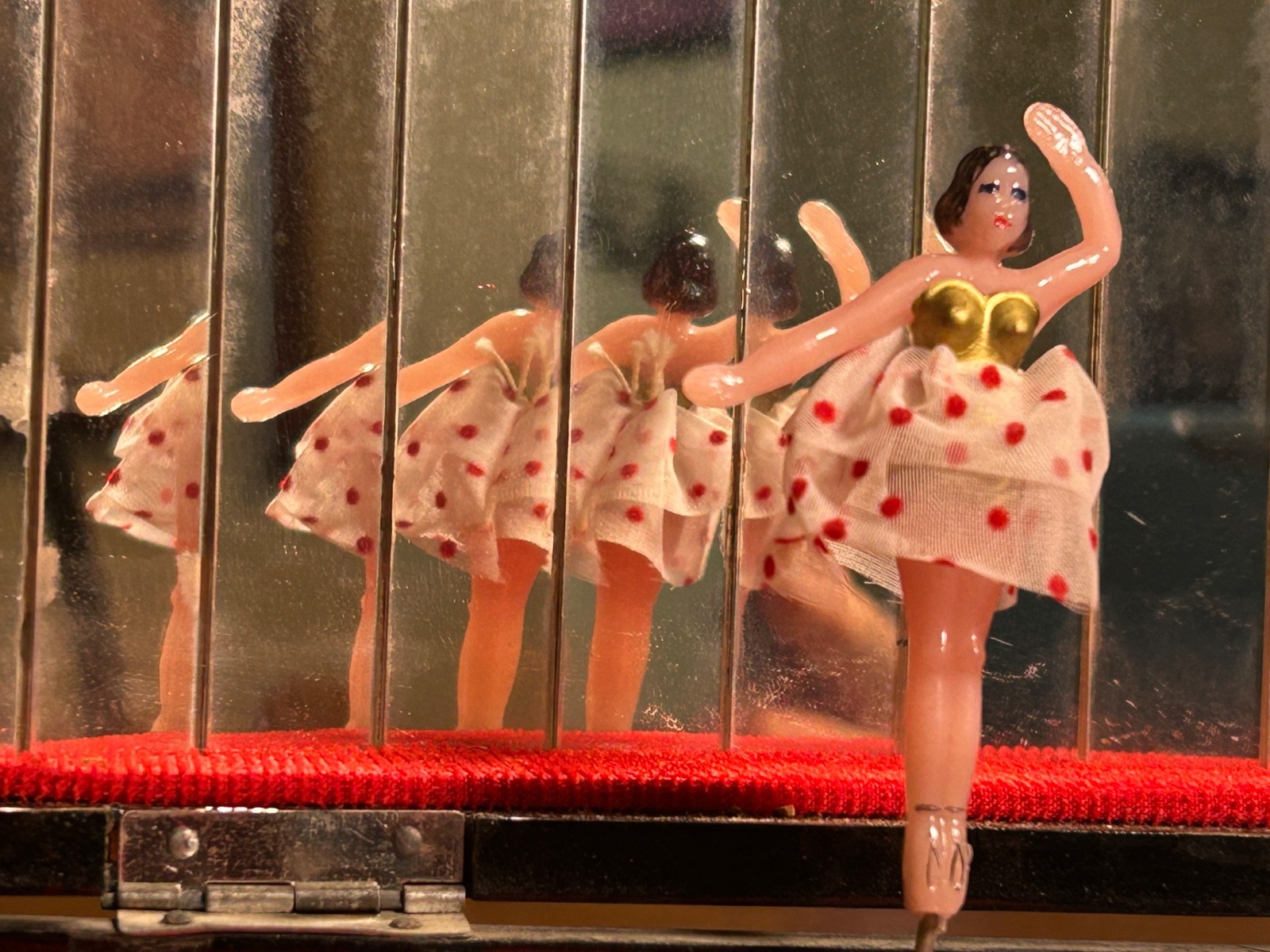 Vintage Music Jewelry Box Spinning Ballerina Mirrored Interior Lock & Key Works