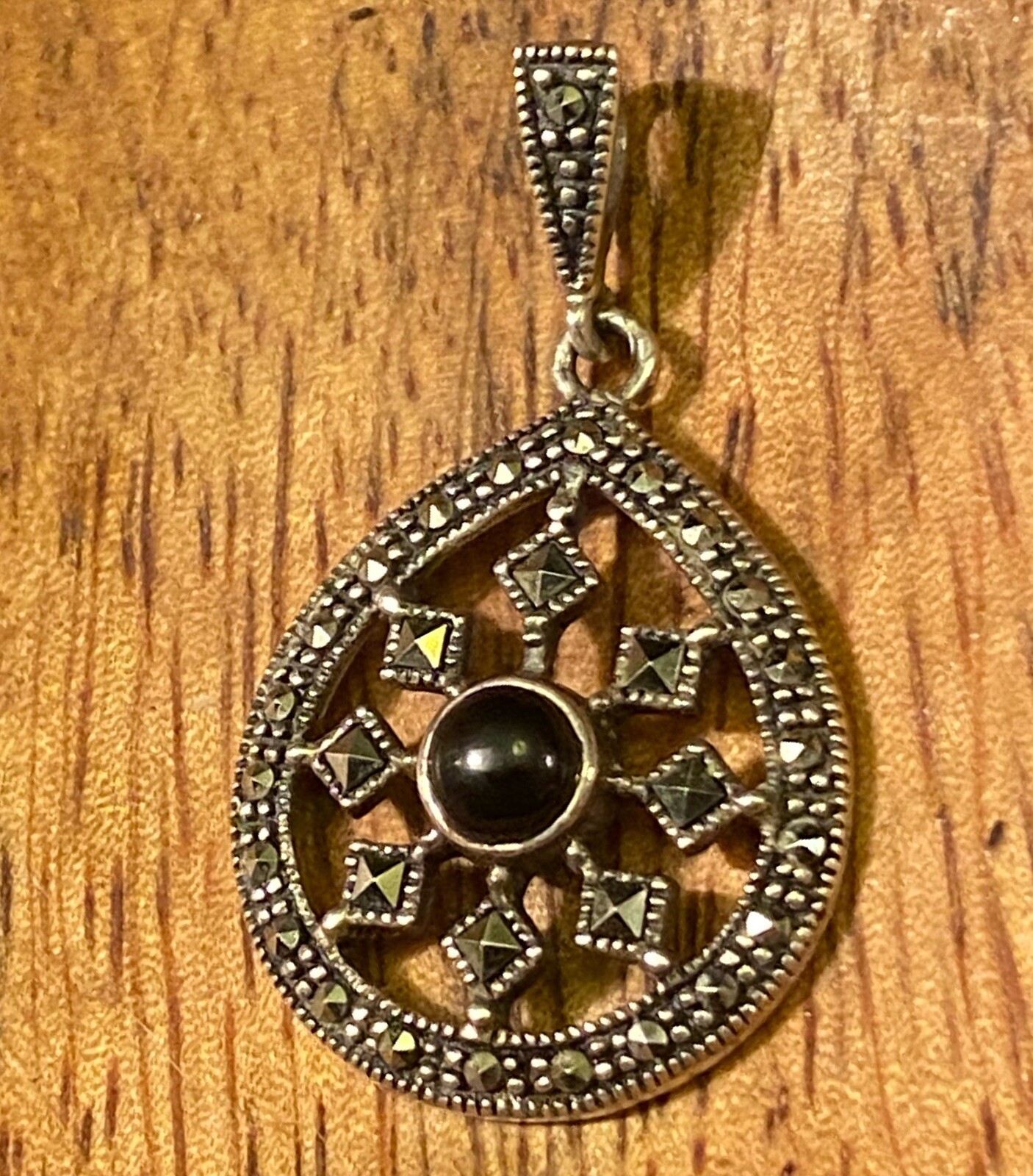 VTG .925 Marcasite Pendant 1.3” L Jet/Onyx Black Stone Thailand Sun Starburst