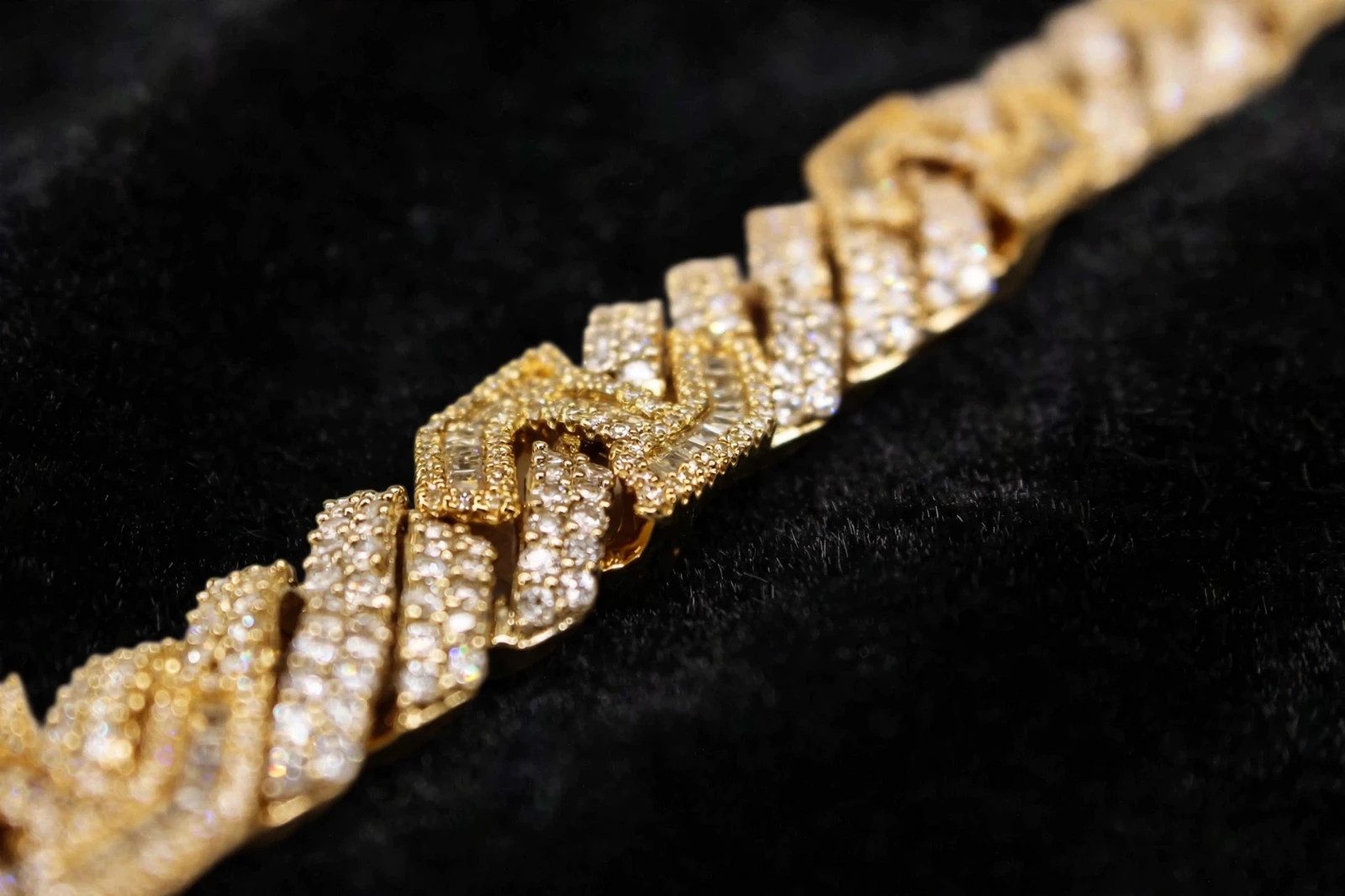 14k STAMPED 14mm FIGARUCCI Gold Chain Necklace 80.7ct Lab Sim VVS1 Diamond 241g+