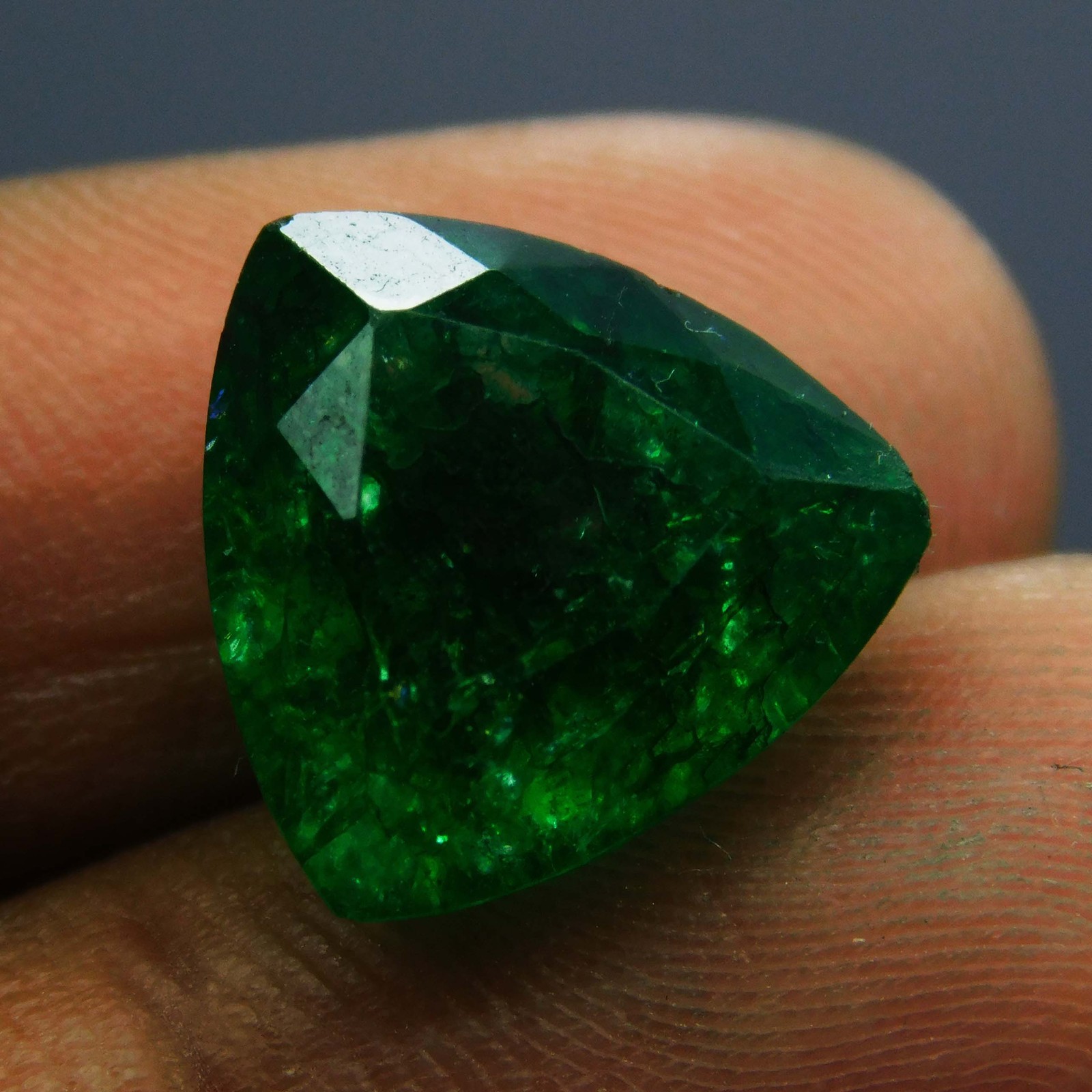 7.00 Ct Natural Colombian Emerald Trillion Cut Green CERTIFIED Loose Gemstone