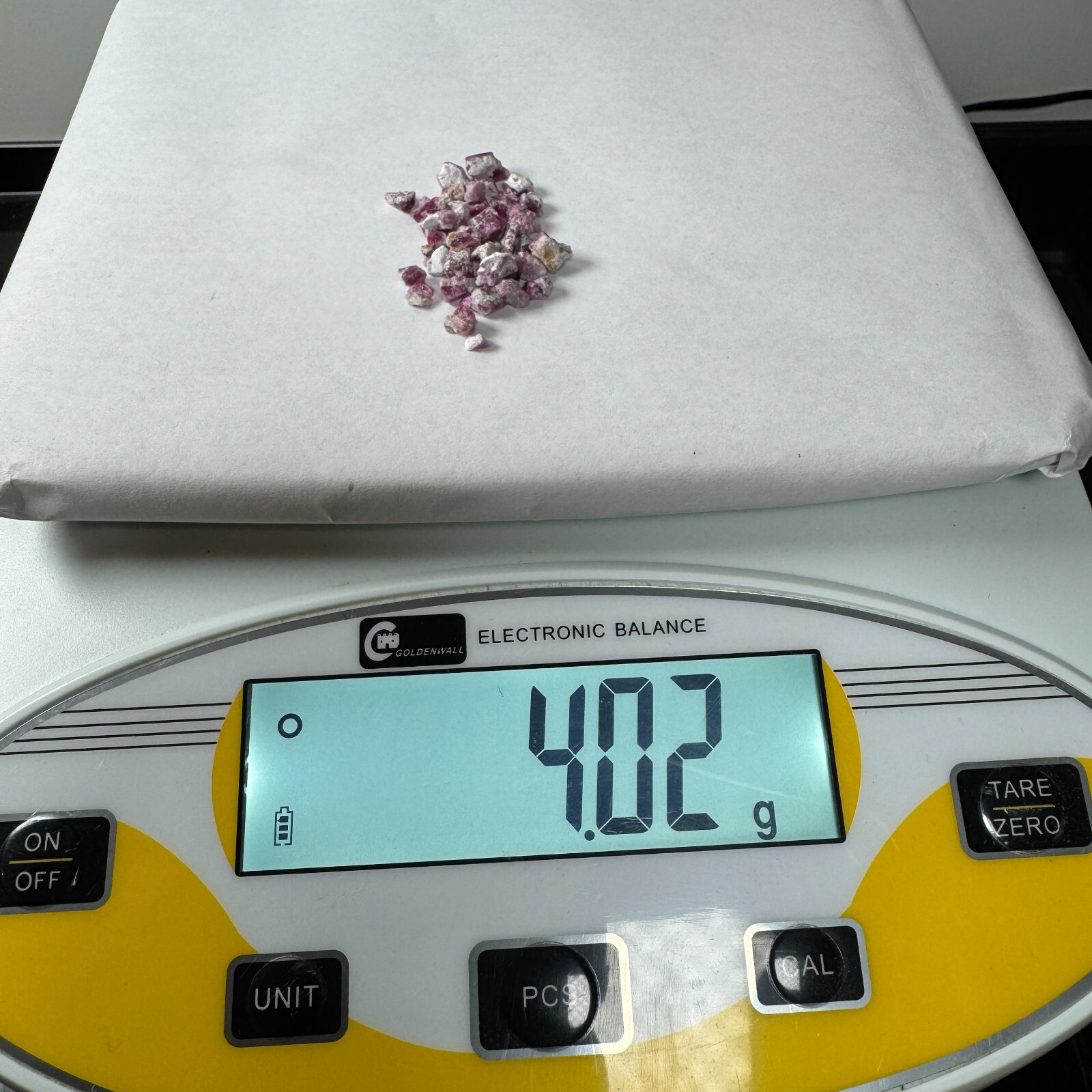 LOT. 20.1 Ct. / 4.02 grams