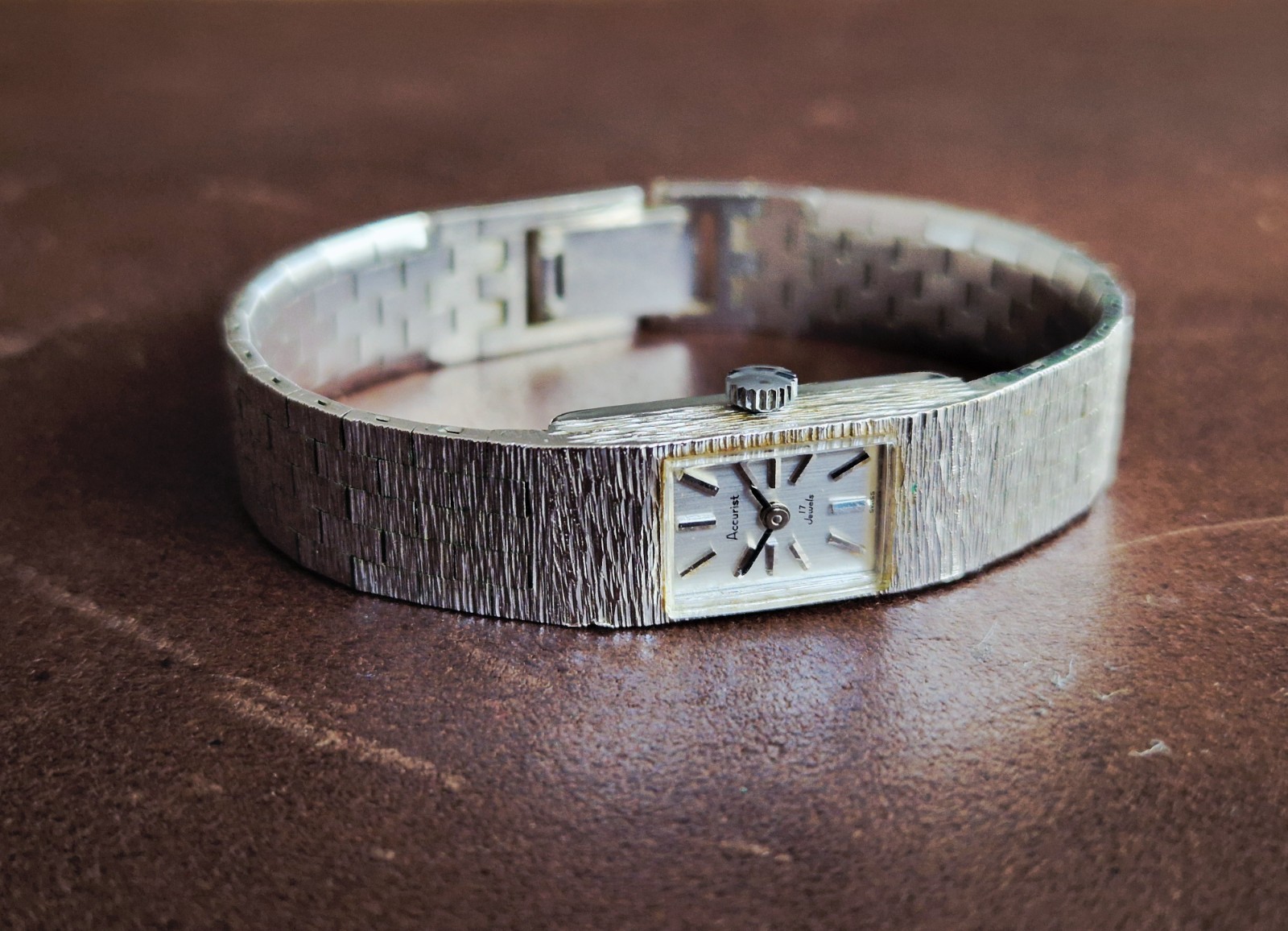 ACCURIST Swiss Mechanical Watch Vintage Silver Bracelet + ORIGINAL BOX