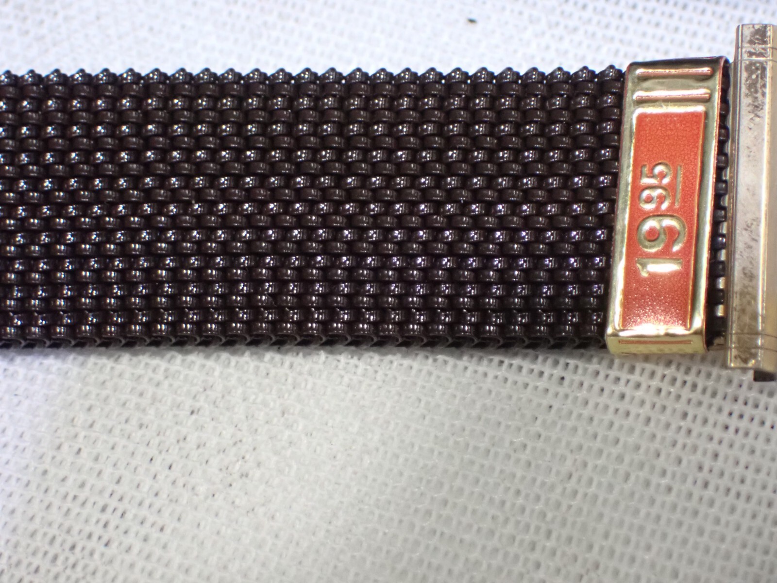 Vintage EVINGER Men’s Watch Band BROWN MESH & YELLOW 22.5 mm ends NOS 6 1/8″