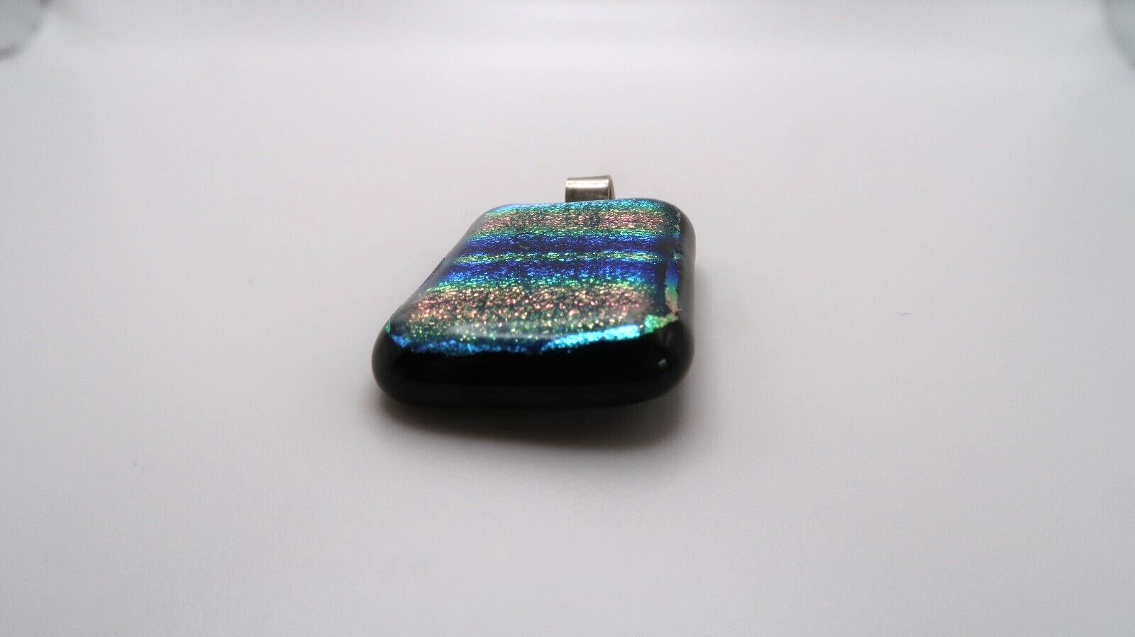 Vintage Silver Hand Made Foil Glass Pendant 3.6cm x 2.5cm NB9