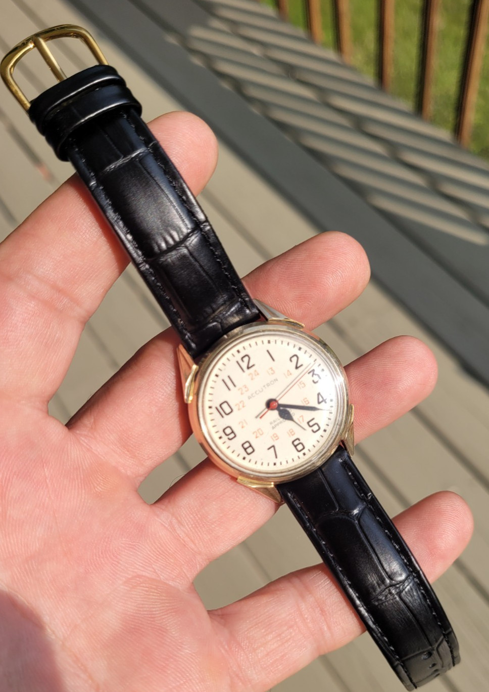 Bulova Accutron 214 (back set) Railroad Approved Gold Filled Watch Runs!