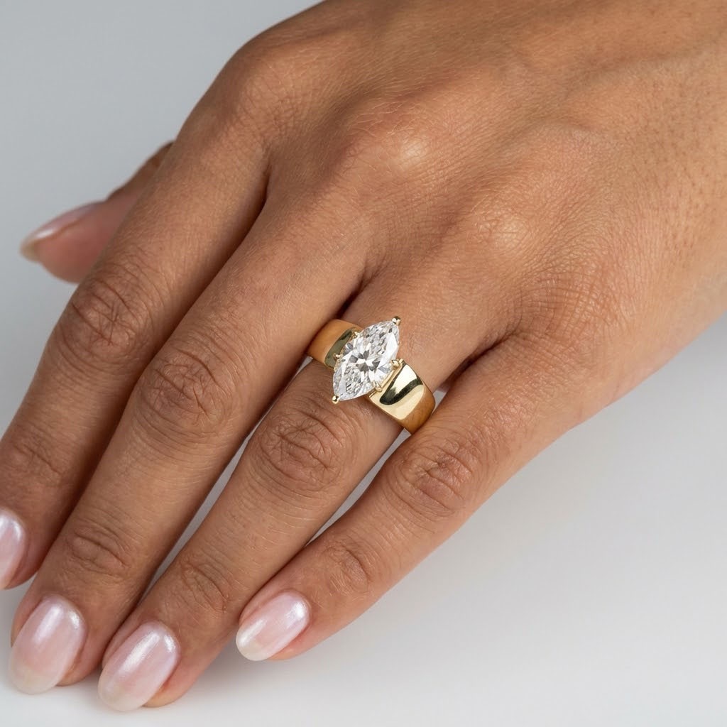 Solitaire Engagement Ring 18K Gold 3.03 Carat Marquise Lab-Grown Diamond H VS1