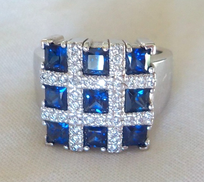 14k White Gold Panel Cluster Sapphire Diamond Ring – 9.50 gms, Sz 6.5, 2.0 ctw