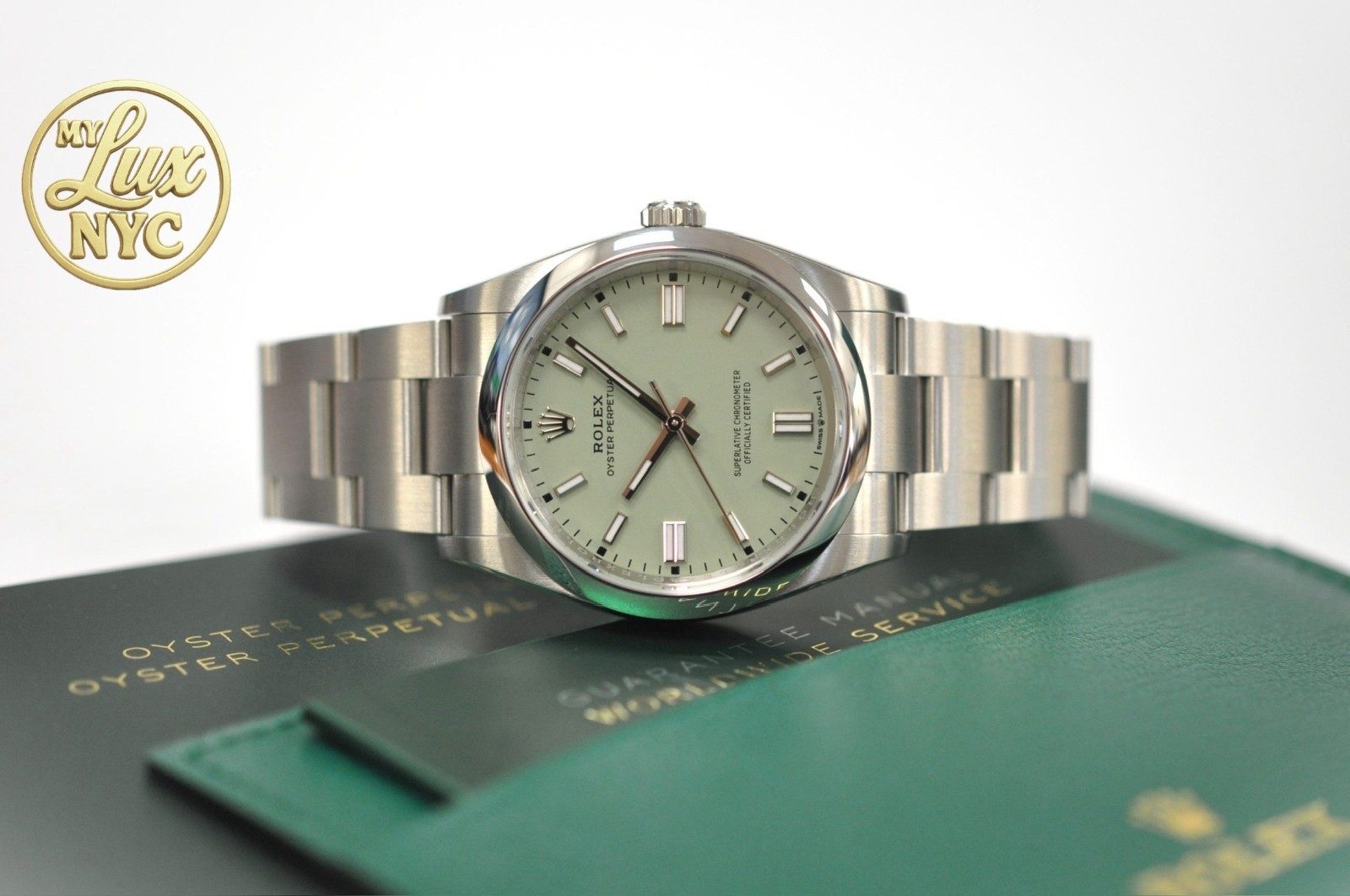 2026 New, unworn Rolex Oyster Perpetual 36mm 126000 Pistachio Dial, Full Set.