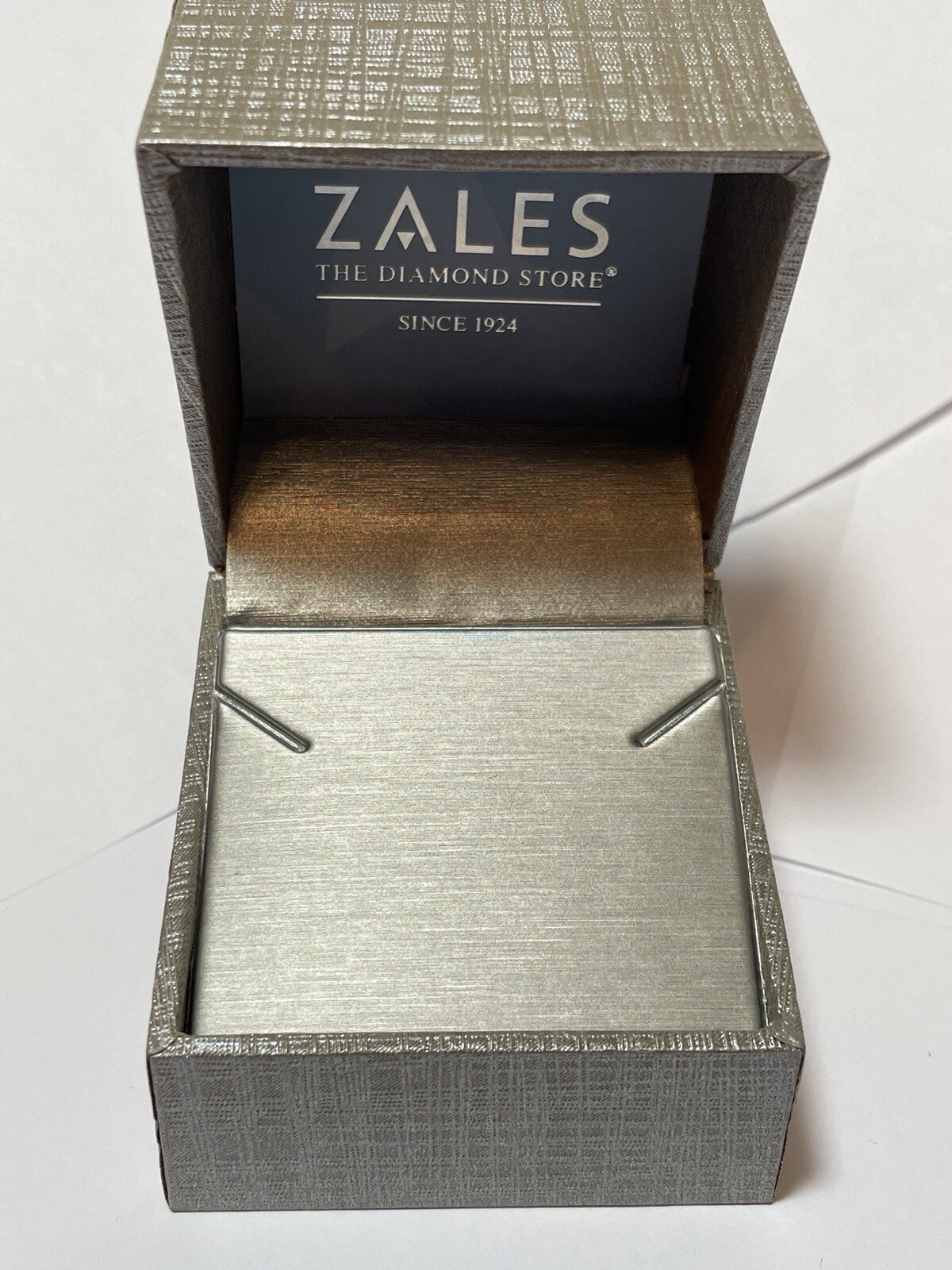 NEW~ZALES Jewelers EMPTY Clamshell Necklace/Earrings/Ring Presentation Box (1)