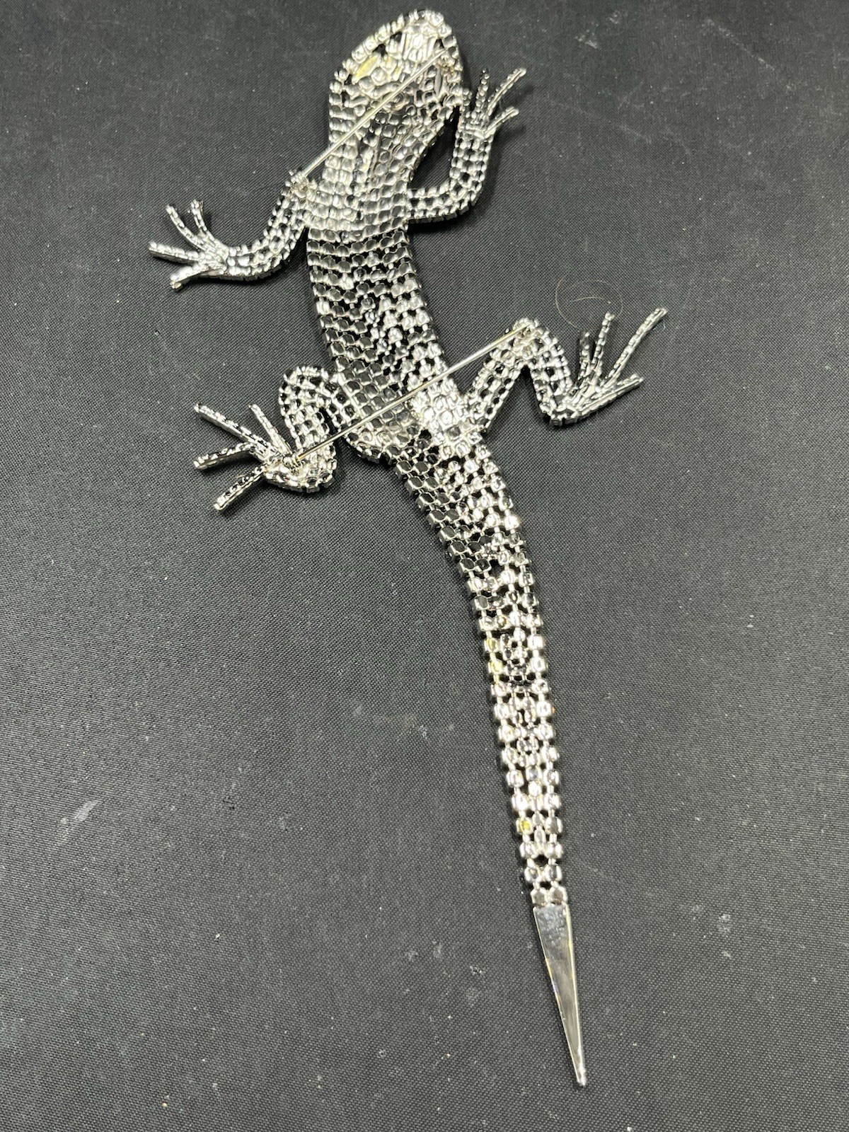 Butler & Wilson Signed Clear Rhinestones Articulated Lizard Brooch 9.5” In Box