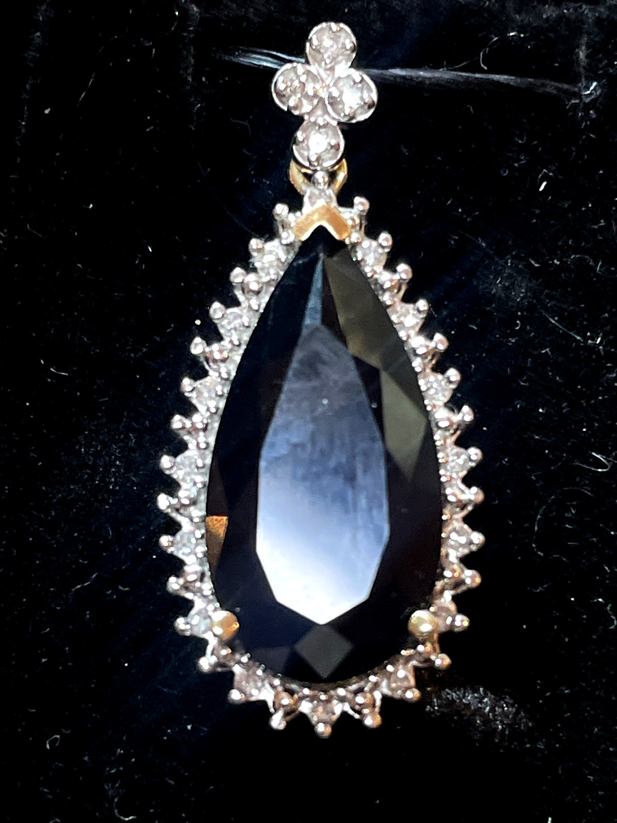 14K GOLD BLACK ONYX & DIAMOND PENANT SIGNED AJ NATURAL DIAMONDS 4.1 GRS 1.2 ‘L