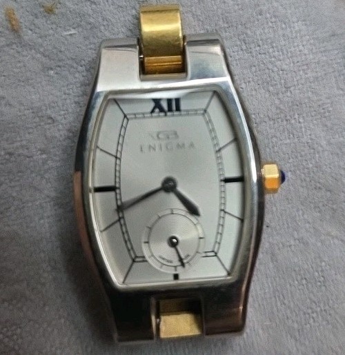 Enigma 22mm Tonneau Barrel Silver Case Dial Swiss Small Seconds Dial 6 O’clock