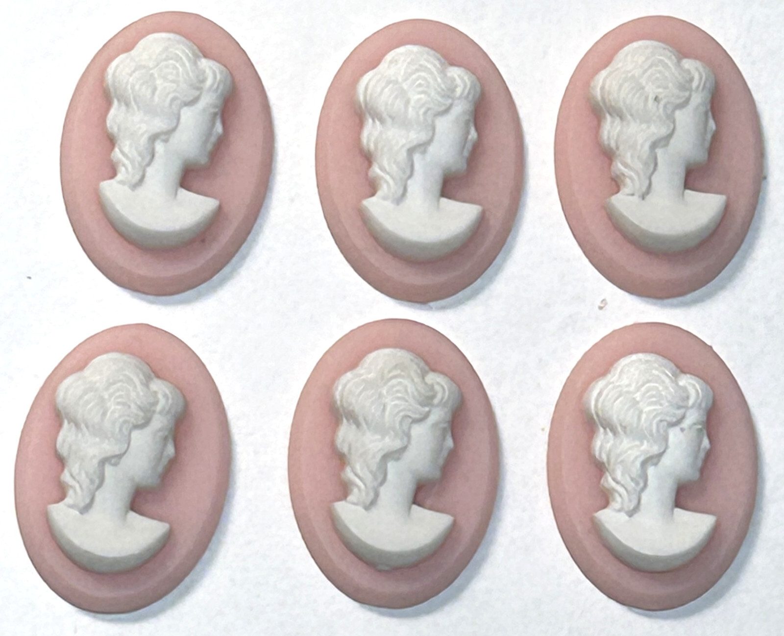 12 Vintage Right Facing White on Pink Resin Cameos 18mm x 13mm LOT of 12 NEW
