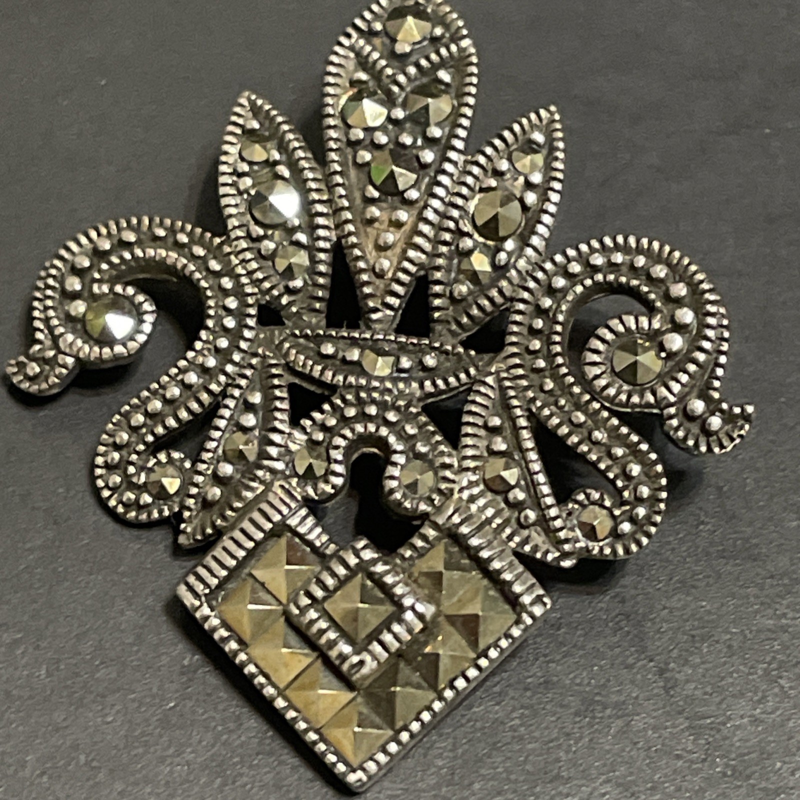 Vintage Fleur De Lis Sterling Silver 925 Marcasite Pendant Art Deco 1.25” 5.59g
