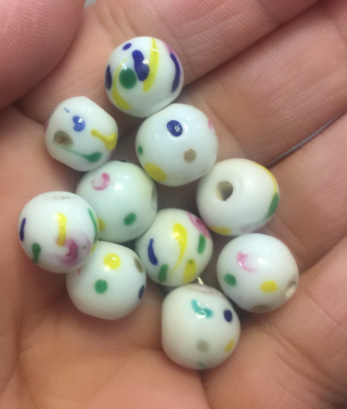 Vintage Japan White Mix Color Cake Mix Confetti Design Round Art Glass Bead Lot