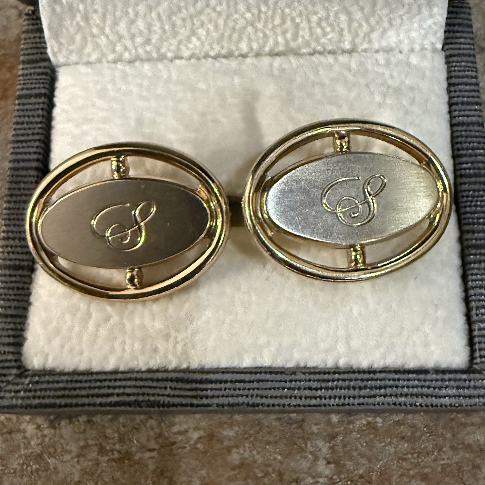 S Initial Monogram Cufflink USA Gold Preppy Business Casual Old Money