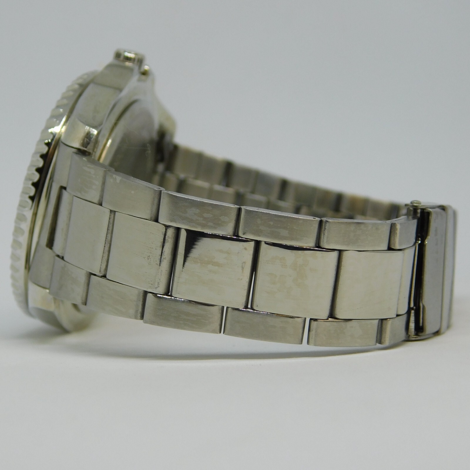 ACCUTIME WATCH CORP. A606-36 Quartz Analog Men’s Watch Sz. 7 1/2″ New Battery