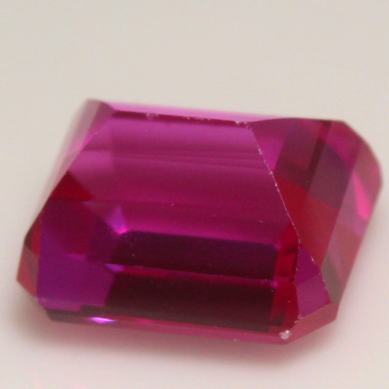 Natural 13.50 Ct Certified Utah Red Beryl Bixbite 13×11 MM Emerald Cut Gemstone