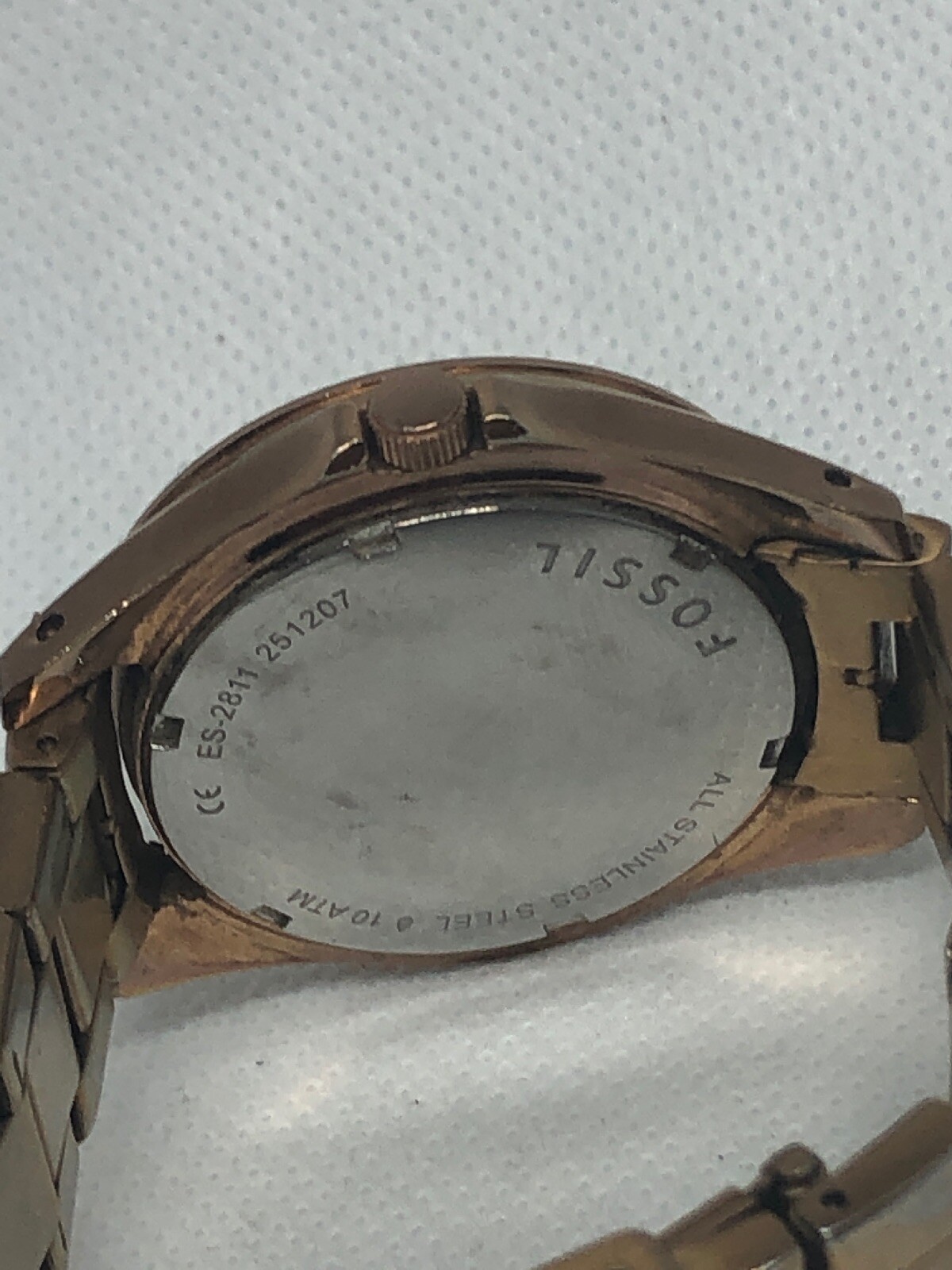Fossil ES2811 Womens Gold Stainless Steel Analog Rose Gold Dial Wrist Watch HG31