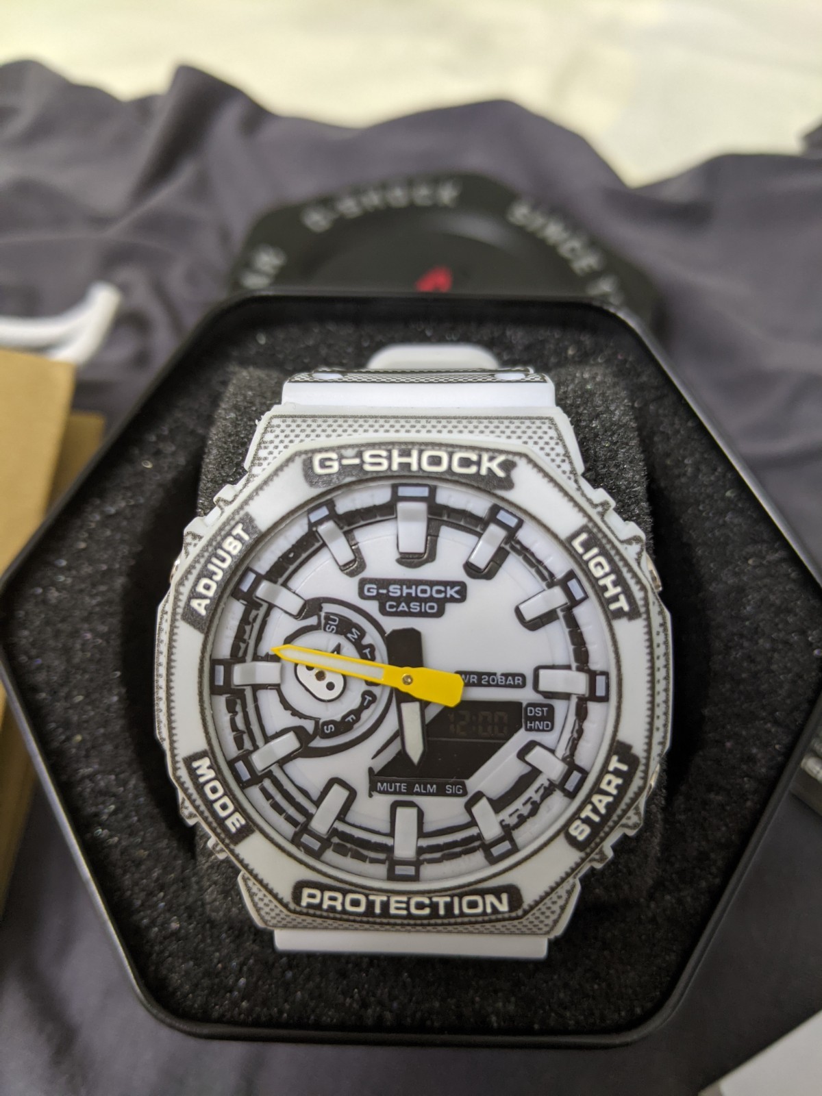 Casio G-Shock GA-2100 White Analog Digital Men’s Watch 20BAR Shock Resistant
