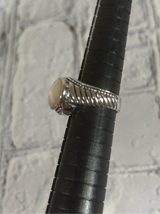 Silver Toned Moonstone Pearly Crystal Ring Size 7
