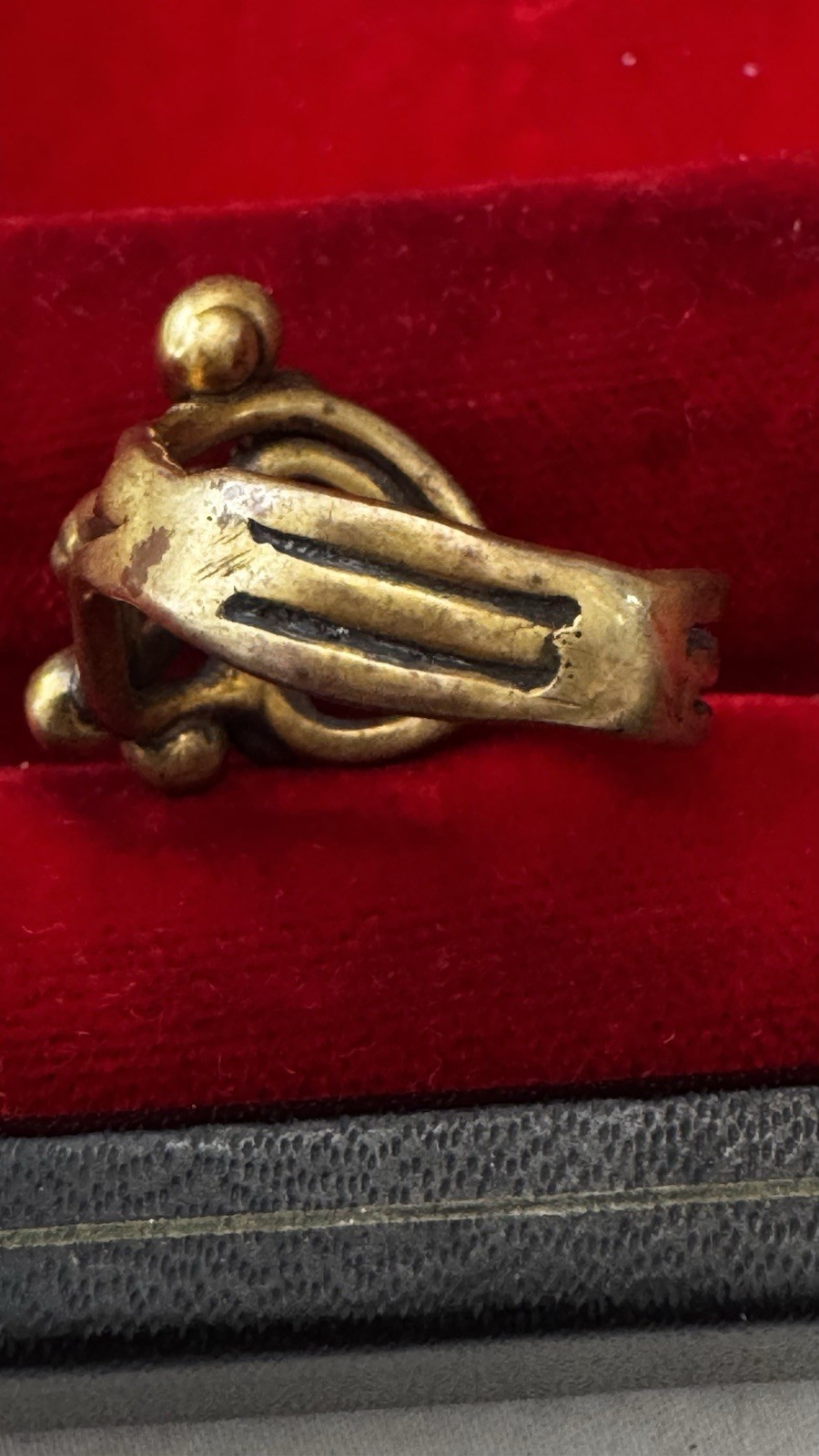 Mid-century modern, circa 1960s–1970s, Brutalist brass ring Size 6
