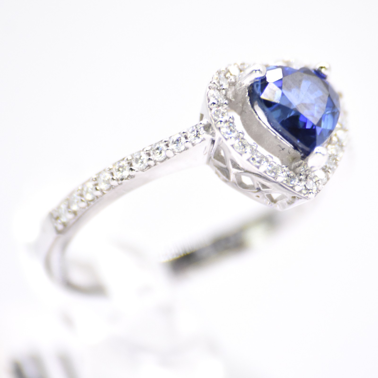 0.86cts Natural Diamond Palladium 2.5gr – Sapphire Heart Brilliant Cut