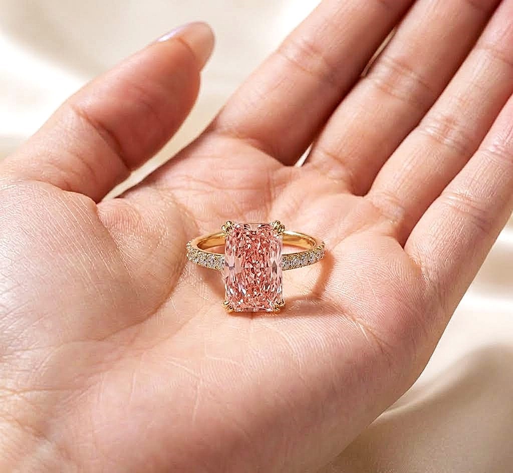 IGI Lab Grown Fancy Vivid Pink Diamond Ring 4.25 Ct Radiant Cut 14k Yellow Gold