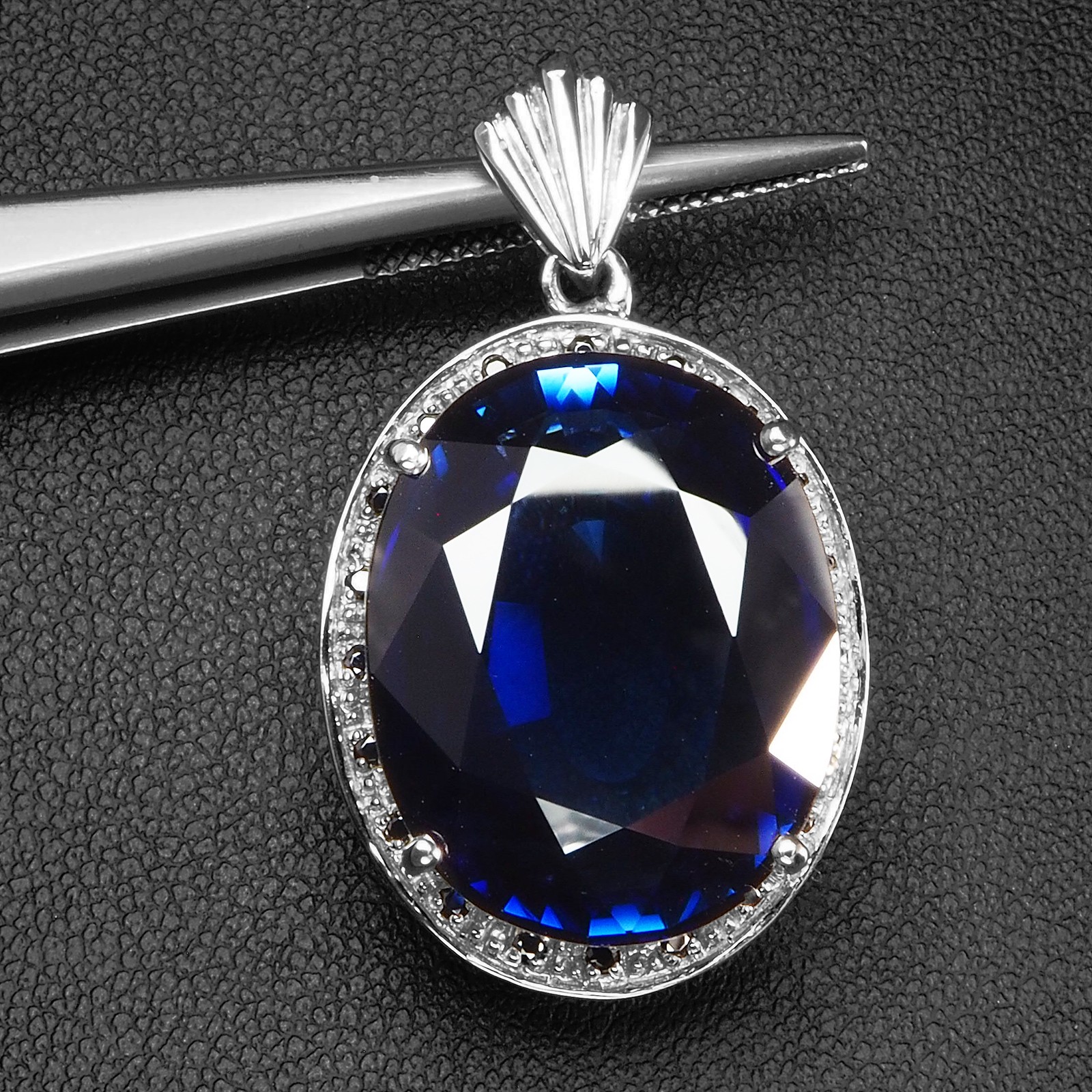 Stupendous Royal Blue Tanzanite 31.50Ct 925 Sterling Silver Handmade Pendants