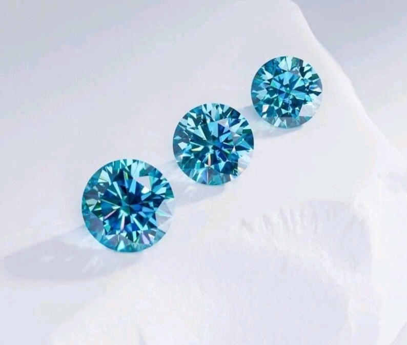 5 CT Blue Color Round Cut VVS1 Lab Grown Moissanite Diamond Gemstone 11.50MM