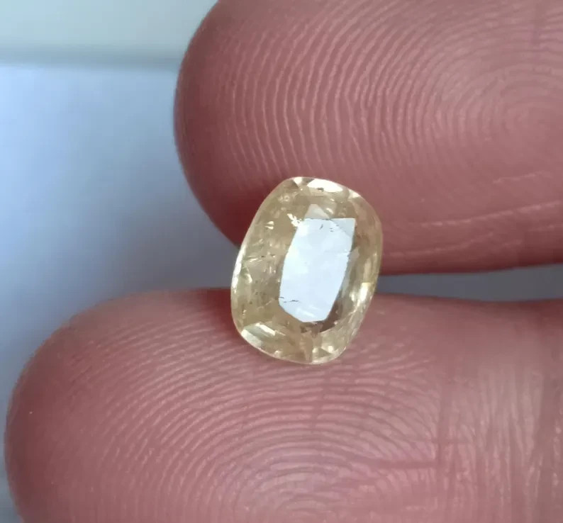 Sri Lanka Yellow Color Sapphire Natural Gemstone for Statement Jewelry 1.83 Ct